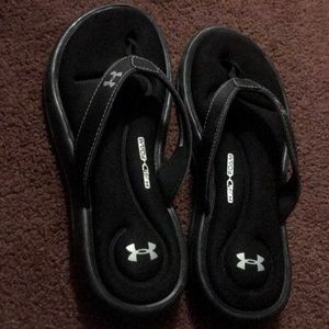Under Armour flip flops! Worn once!
